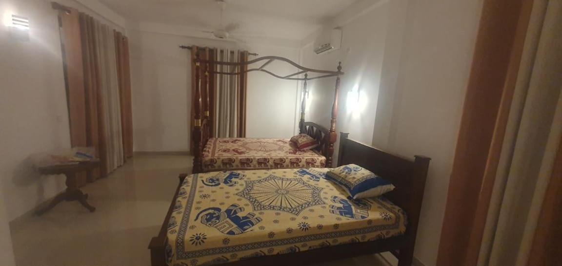 Ravi Place Unawatuna Bagian luar foto